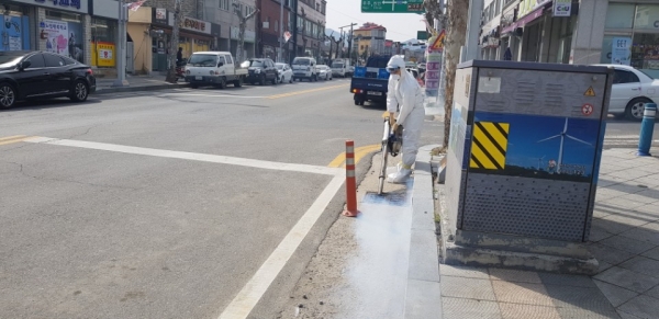 해빙기 방역소독 약품 배부 및 일제소독