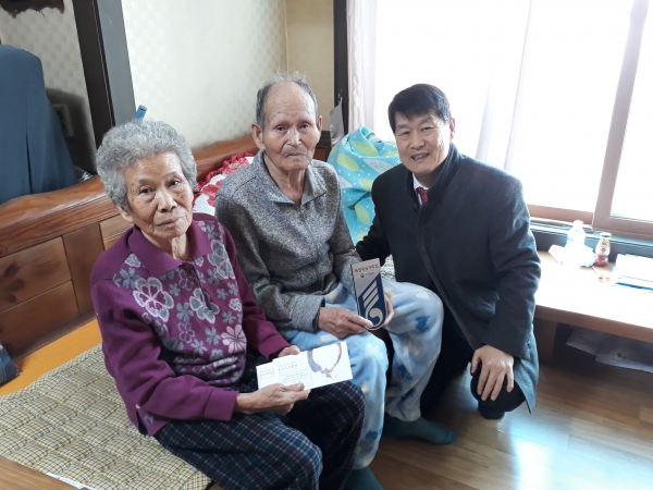 독립유공자 유족 자택 방문해 ‘독립유공자의 집’ 명패 달아드리기 추진