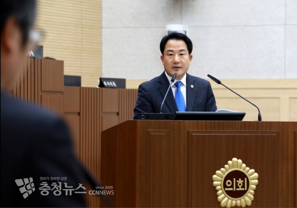 시정질문하는 상병헌 세종시의회 의원 / 충청뉴스 최형순 기자