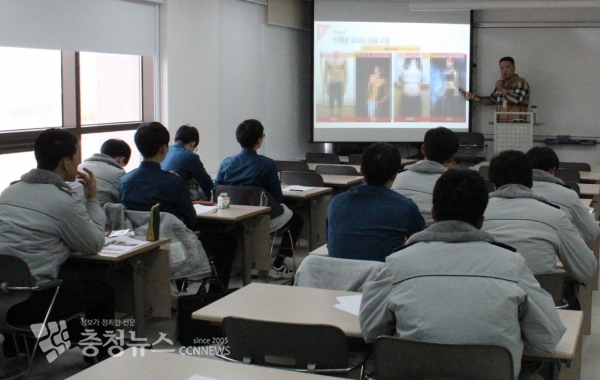 이영찬 타이거짐 대표, k대 강의  / 충청뉴스 최형순 기자