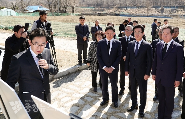 신채호 생가 방문한 이낙연 총리