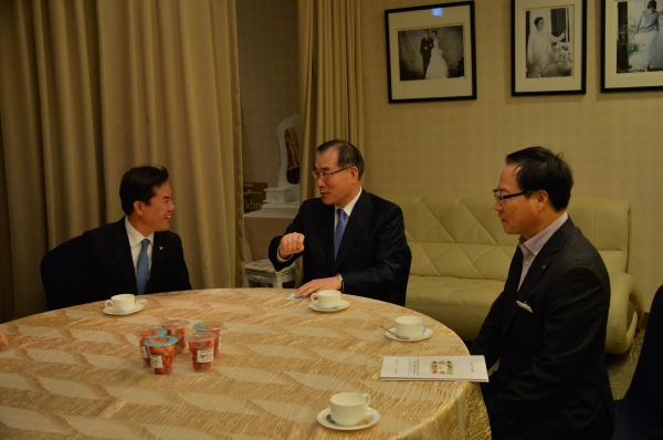 박정현 군수 이개호 장관 환담장면