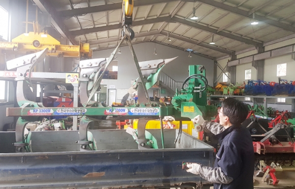 서산시는 영농철이 시작됨에 따라 농업인들의 수요에 부응하기 위해 농업기계임대사업소 확대 운영