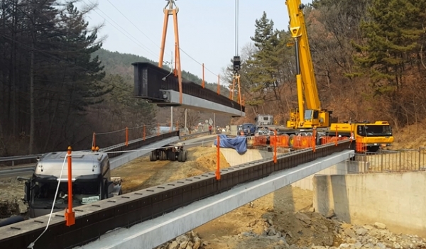수철1교 공사 모습