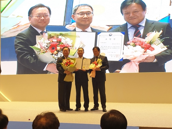 예산군, 지방자치경영대전 우수기관 수상 모습