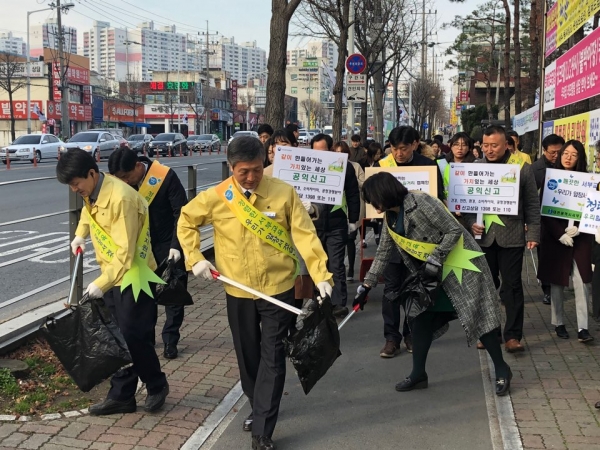 서부교육지원청과 시민들이 함께하는 청렴 캠페인 전개 모습