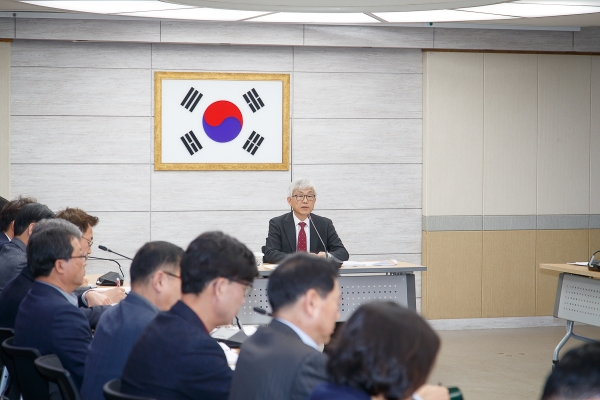 유병훈 부시장이 2020년 시군평가에 대한 부서별 당부사항을 전달하고 있다.