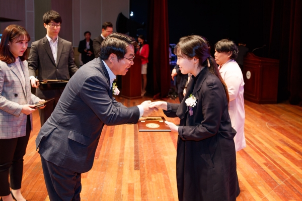 장애인의날 아산시장 표창 수상 기념 사진