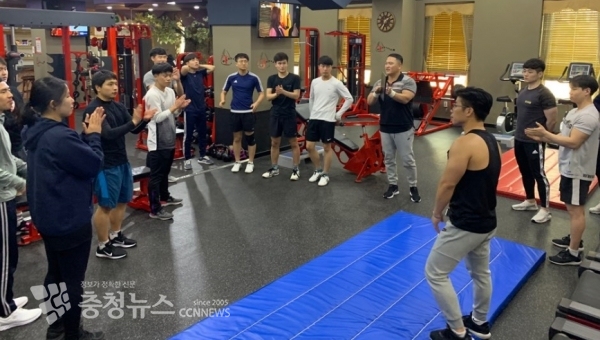 특강하는 이영찬 타이거짐 대표 / 충청뉴스 최형순 기자