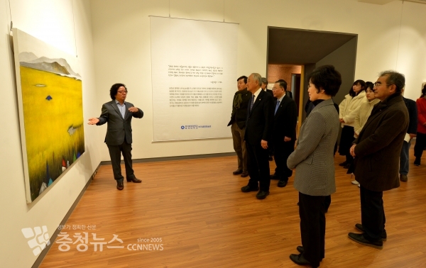 윤천균 화백 초대전