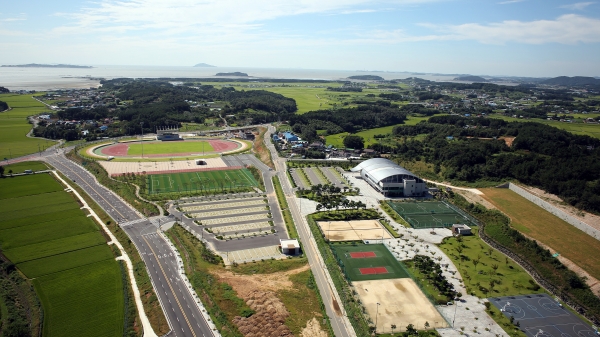 충남도민 화합의 장 제71회 도민체전 한달 앞으로!(서천군국민체육센터전경사진)