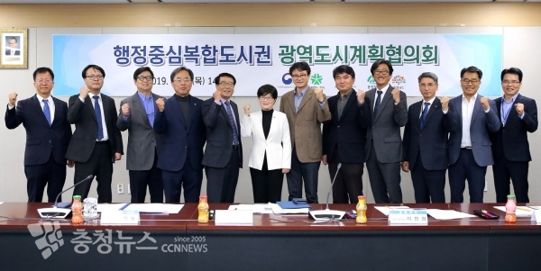 충청권 4개 광역시‧도(대전시, 세종시, 충북도, 충남도) 공무원과 민간전문가