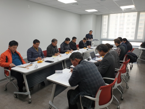 예산군이 식량산업종합계획을 현장평가 받고 있다