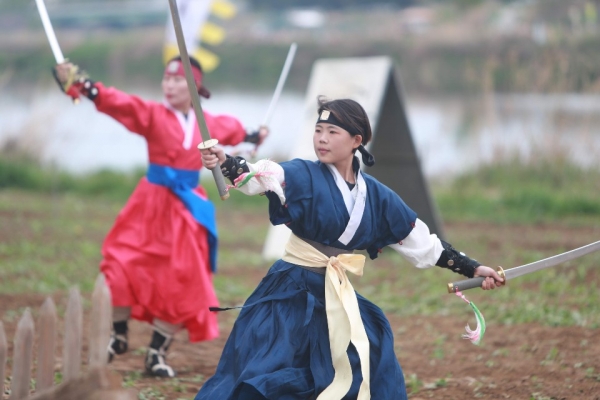 지난해 이순신장군 무과전시 재연행사