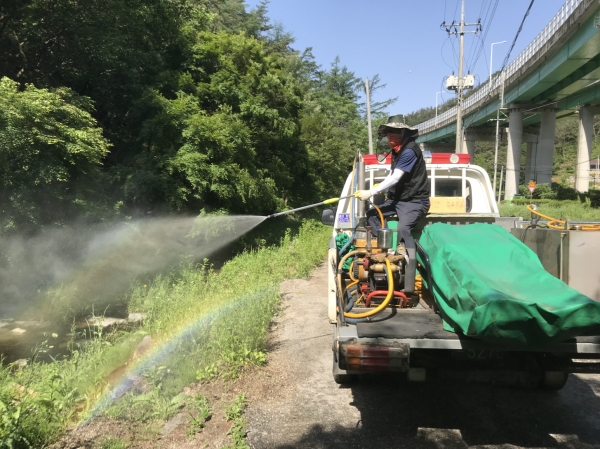 지난해 예산군보건소 하계 방역소독 모습