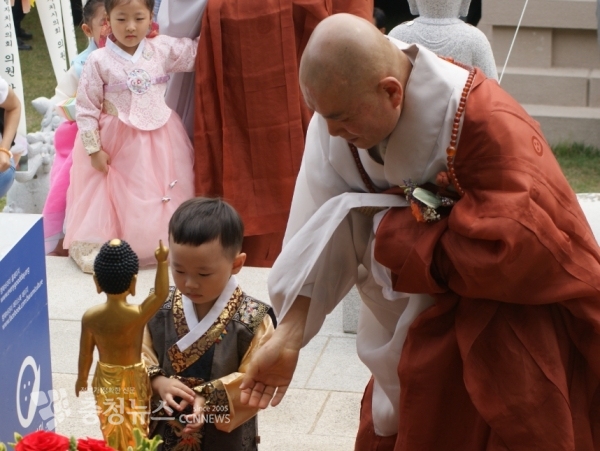 부처님 오신날 환성스님 욕불의식