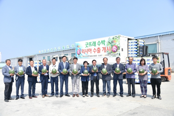 부여군 굿뜨래 수박 올해 러시아 수출 개시