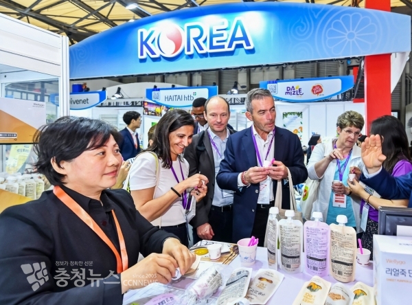 상하이식품박람회 혁신상 동상 수상 ‘푸디스트리’전시부스