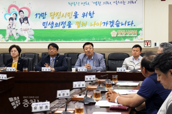 당진시의회, 전통시장상인회와의 간담회