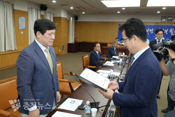 대전시 베이스볼 드림파크 조성사업 자문위원회 공동위원장에 허구연 KBO 총재고문이 위촉됐다.