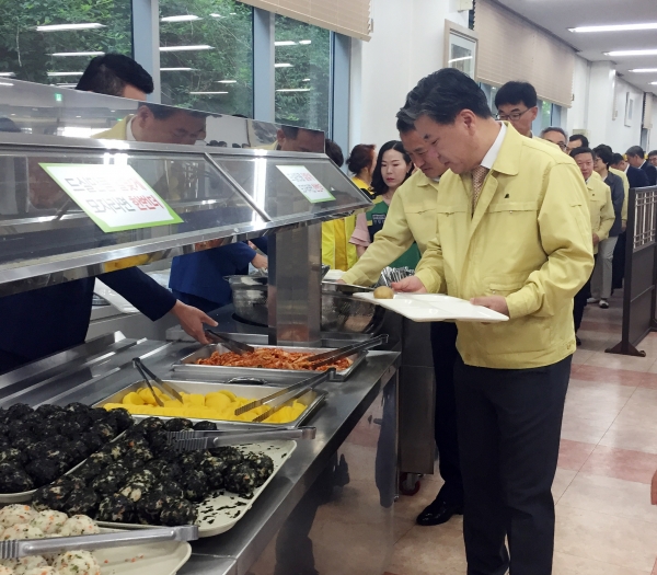 을지태극연습 비상급식 체험 모습