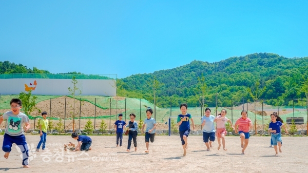 솔빛초,맨발로 달려도 끄떡 없다!