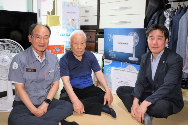 한국타이어앤테크놀로지(주) 호국보훈의 달 맞아 보훈 독거노인 가정 생필품 전달