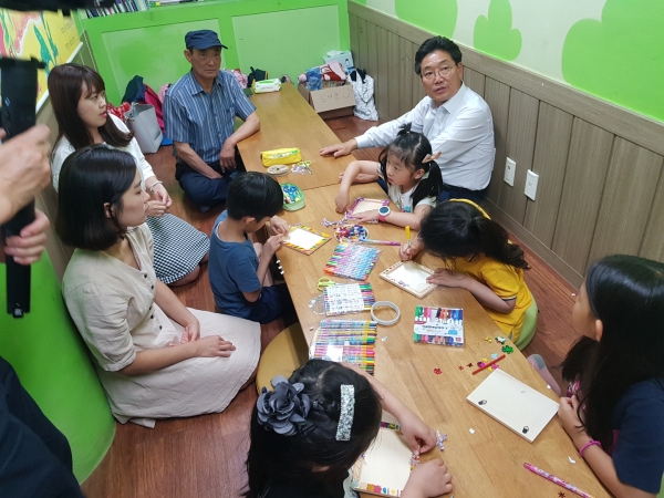 김홍장 시장 아이돌봄 행복하우스 방문