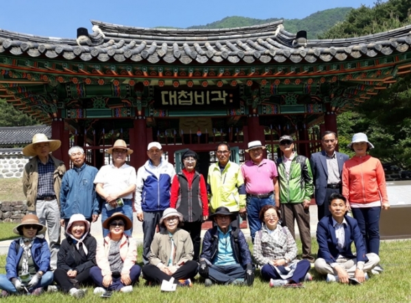 문화 역사 해설사 양성 교육 현장 답사 모습