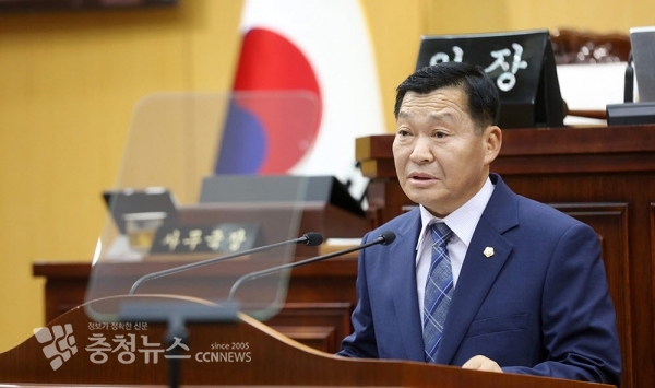 5분발언 하는 김맹호 의원