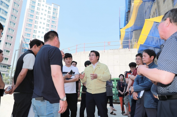 오세현 아산시장, 곡교천 봉강지구에서 청사진 그리다