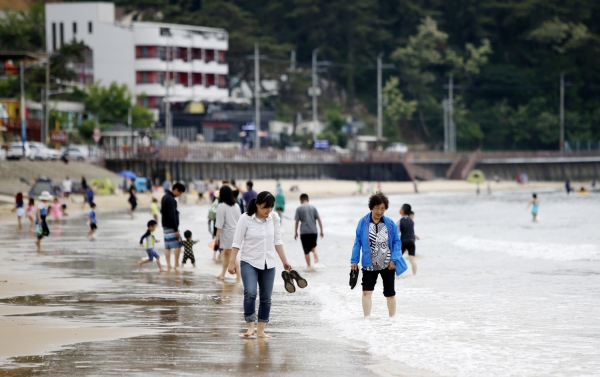 만리포해수욕장 조기개장