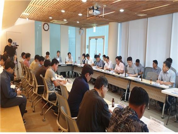 백제보 개방 민‧관협의체 주민간담회 장면