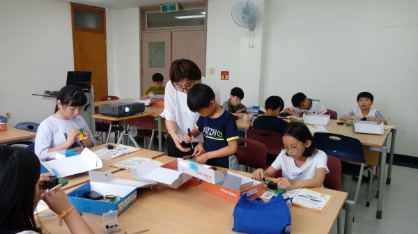 지난해 가양도서관 여름방학 특강 모습