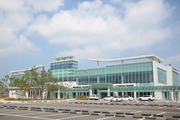 서산 대산항 국제여객터미널 전경
