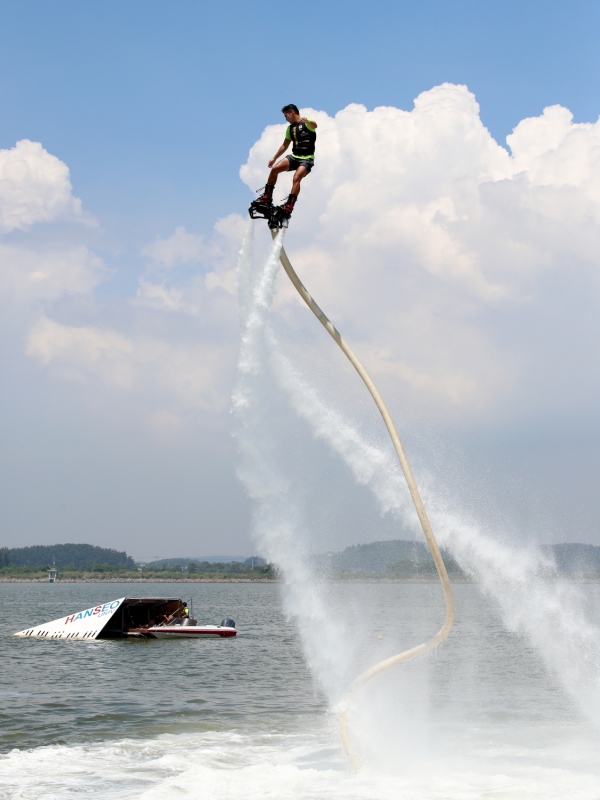 한서대 해양 레포츠 공연