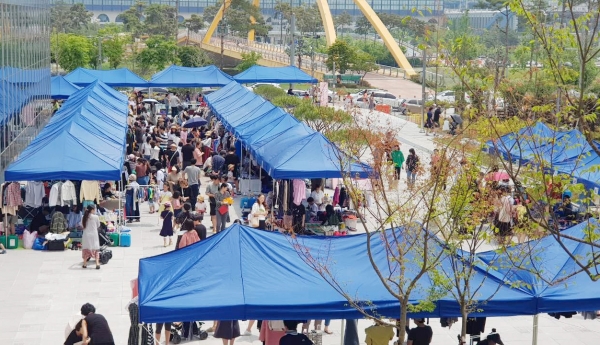 지난 6월 개최된 하누리장터 모습