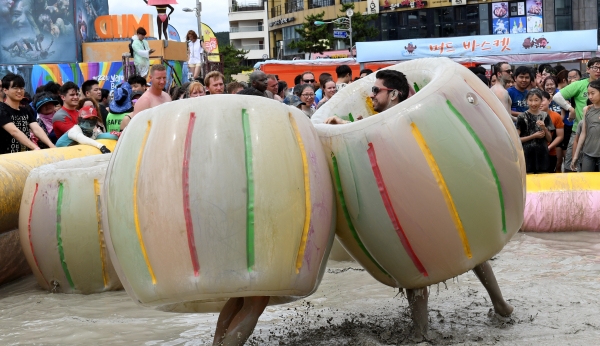 소셜 인플루언서 초청 팸투어 장면