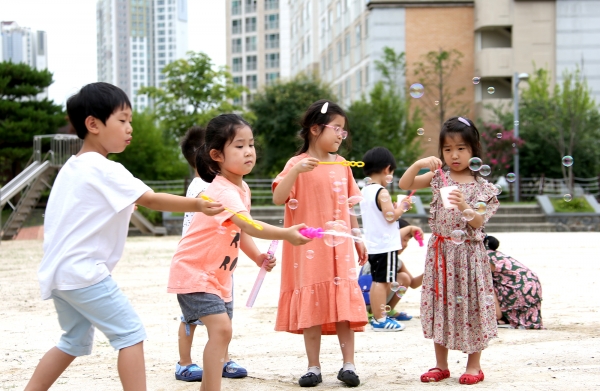 원신흥유치원 놀이활동 모습