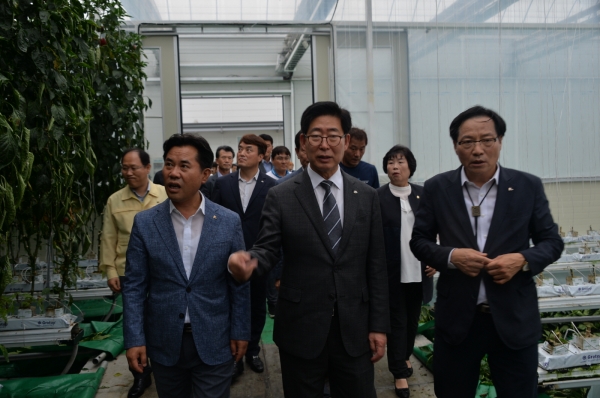 충남도지사 현장방문 장면