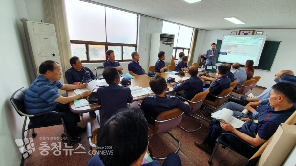지난 6월 1일 유천동 1차 현대아파트에서 진행된 '찾아가는 공동주택관리 맞춤형교육' 모습