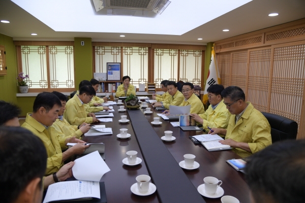 황명선 시장 주재로 국장 및 실과소장이 참석한 가운데 일본의 수출규제조치 및 화이트리스트 배제에 따른 상황진단 및 대책 마련 회의 개최