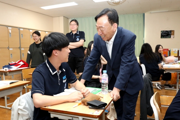 설동호 교육감, 수능 D-100 고3 수험생 응원