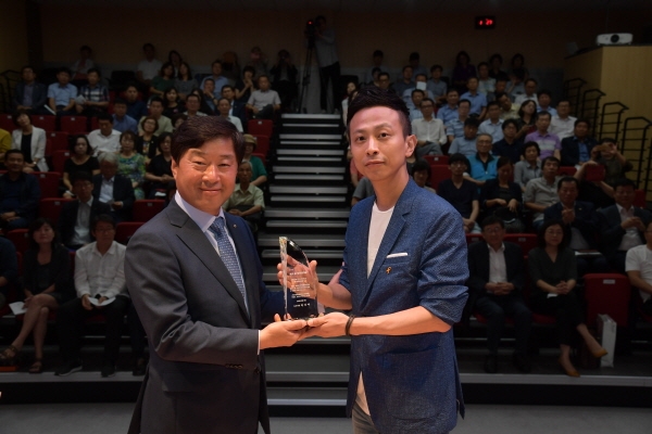 제5회 황산벌청년문학상 수상 모습