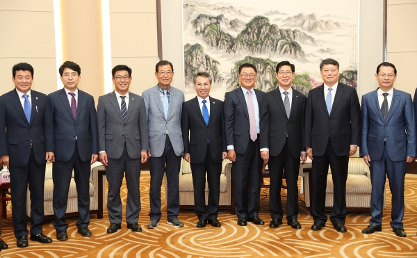 20일 선양에서 열린 충청남도 - 중국 랴오닝성과의 우호교류의 밤 행사, 쌍방향 투자유치 설명회 모습