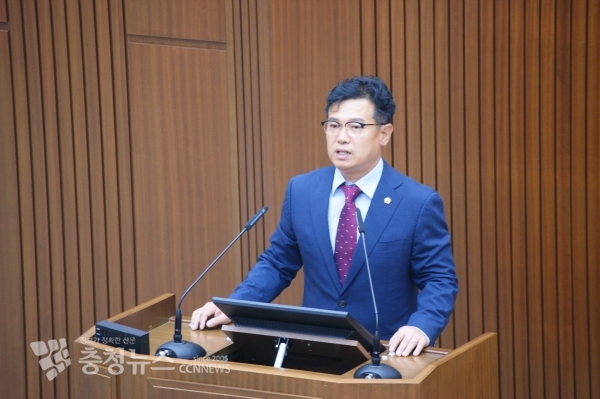 5분 발언하는 김원식 세종시의회 의원 / 충청뉴스 최형순 기자