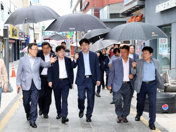 인태연 자영업비서관 서산시 방문