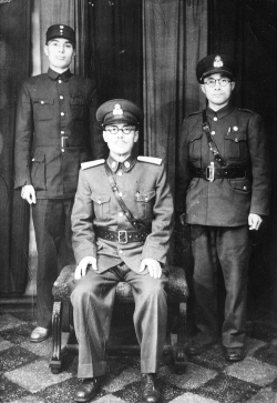 지청천 총사령과 왕계현, 김학규.