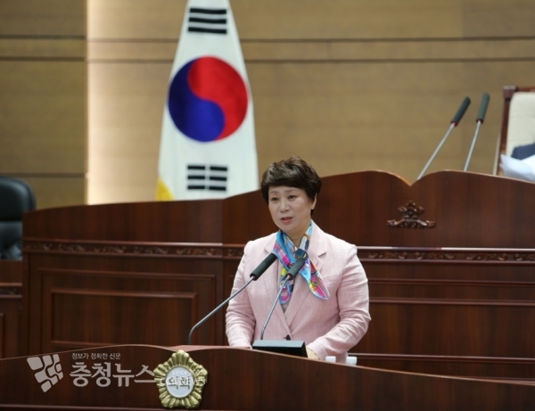 5분 발언하는 박남주 천안시의회 의원 / 충청뉴스 최형순 기자