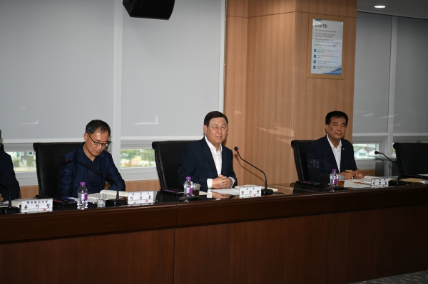 도비확보 위한 도의원과의 간담회 개최 모습